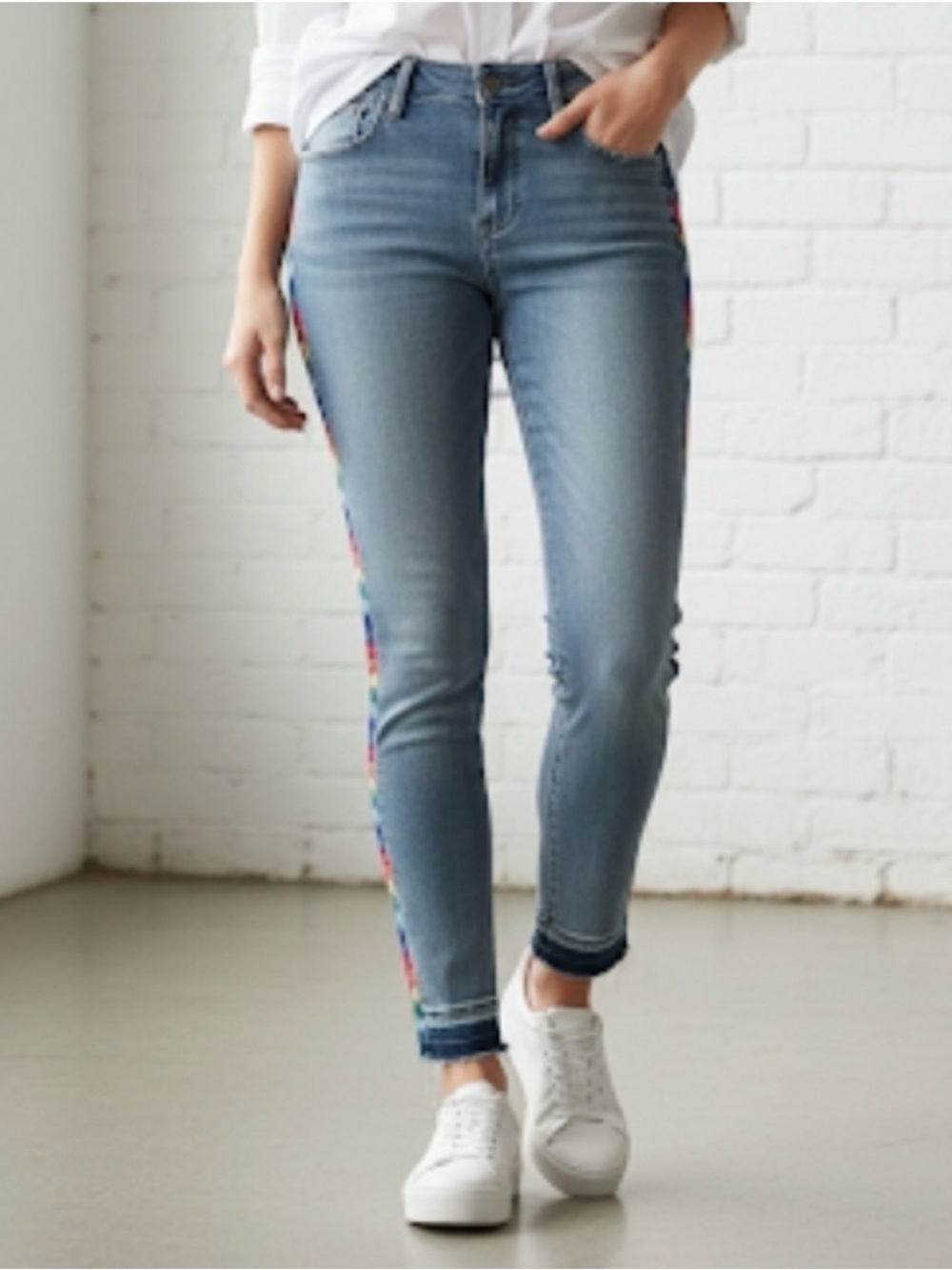 Anthropologie Driftwood Rainbow Embroidered Jackie Jeans - Size 30/28